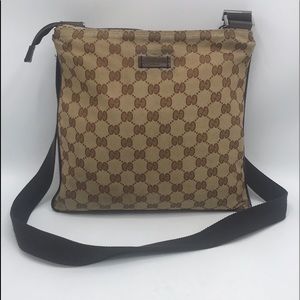 Authentic Gucci Vintage Messenger Crossbody Bag